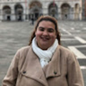 Meet your Posher, Lorella